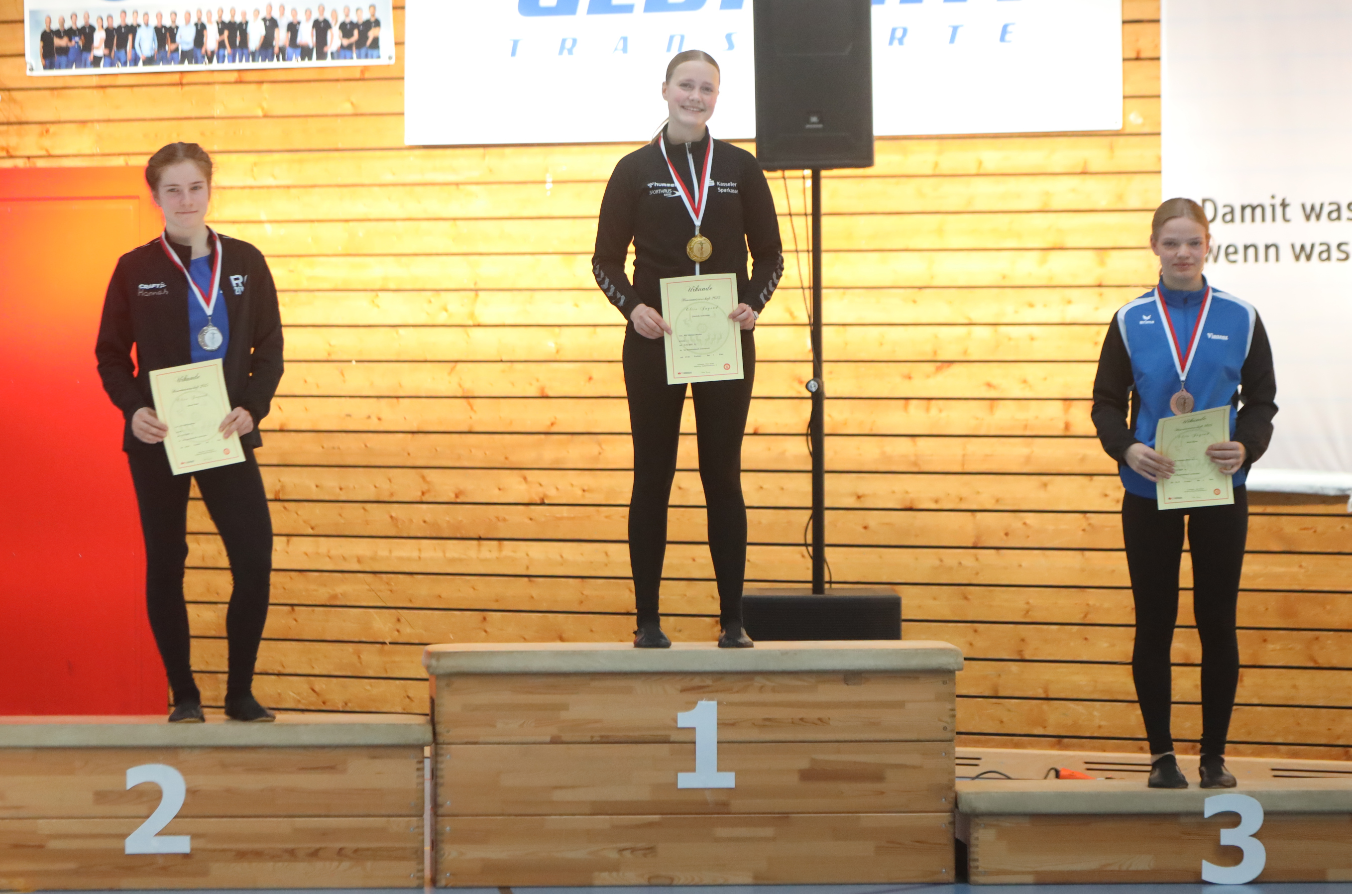 Zwei Hessenmeister- und ein Vizehessenmeistertitel für Kunstradfahrer